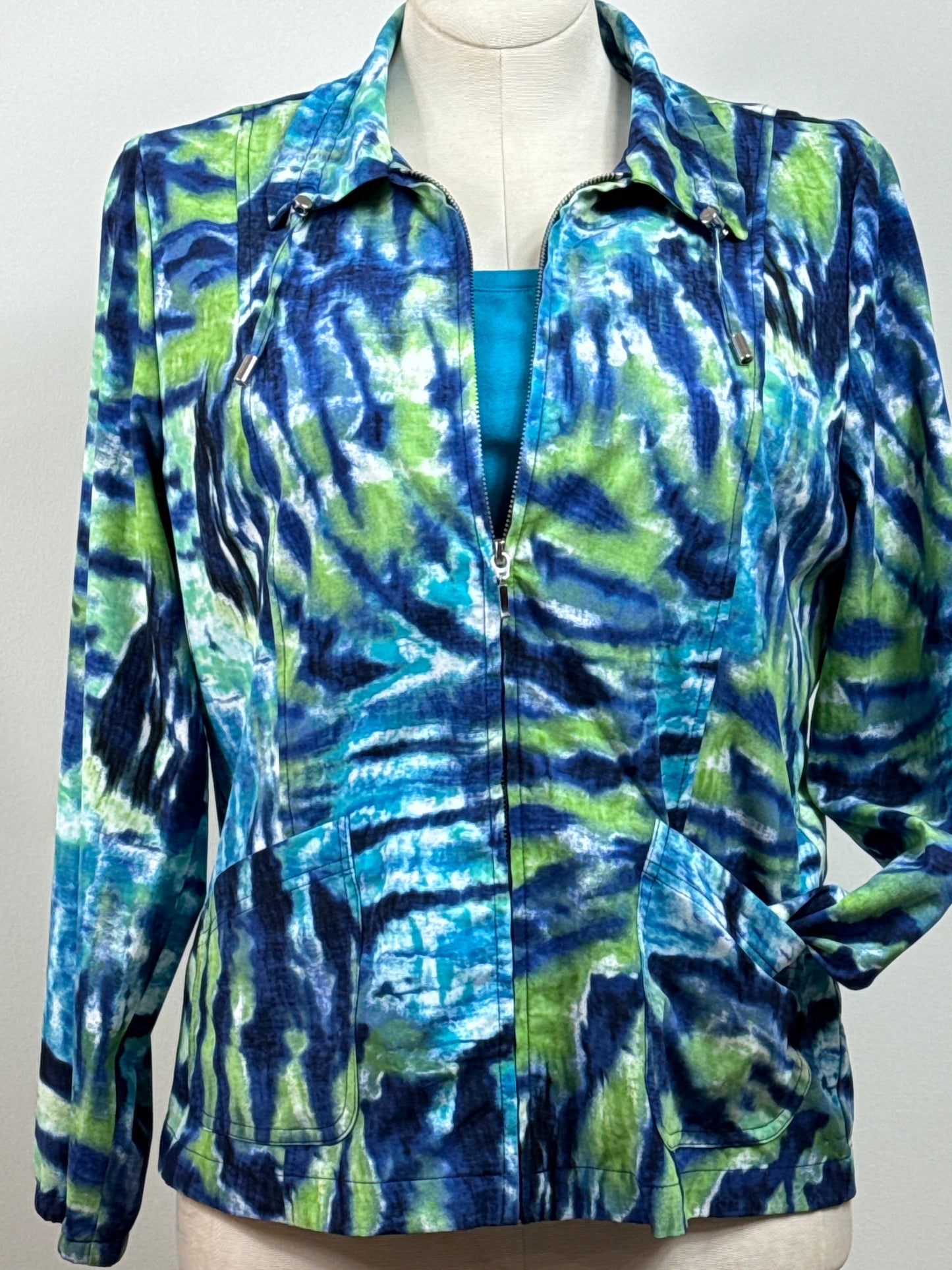 Size 2 Zenergy Jacket & Free Matching Size 2 Short Sleeve Top