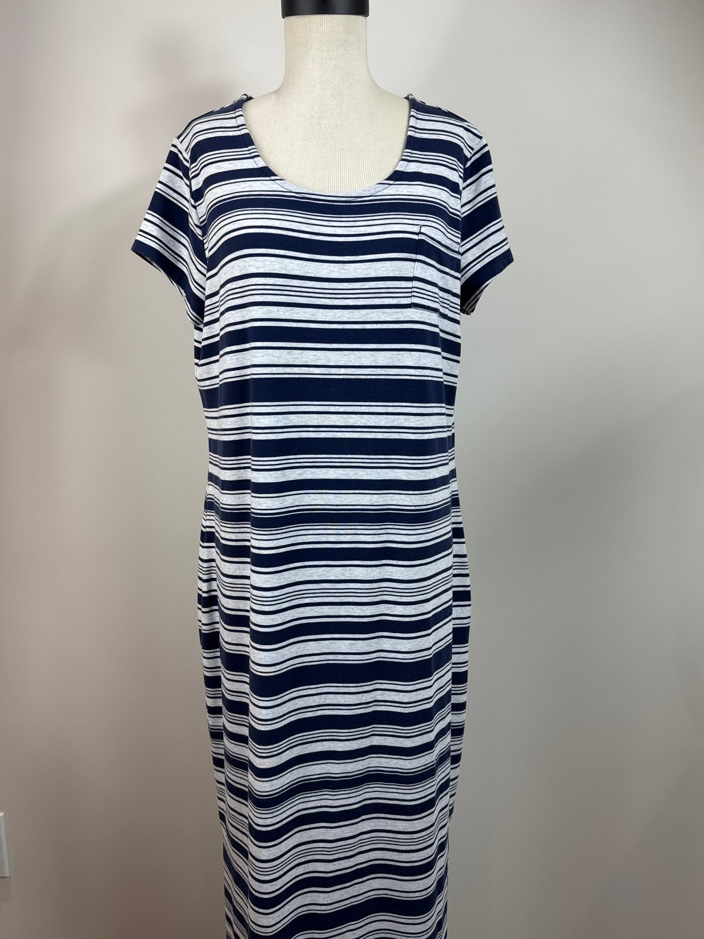 Size 1 Zenergy Long Short Sleeve Dresp