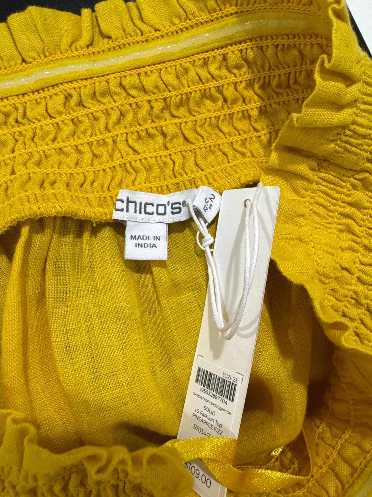 Size 2 NWTs Off-Shoulder Pineapple Yellow Fizz Blouse