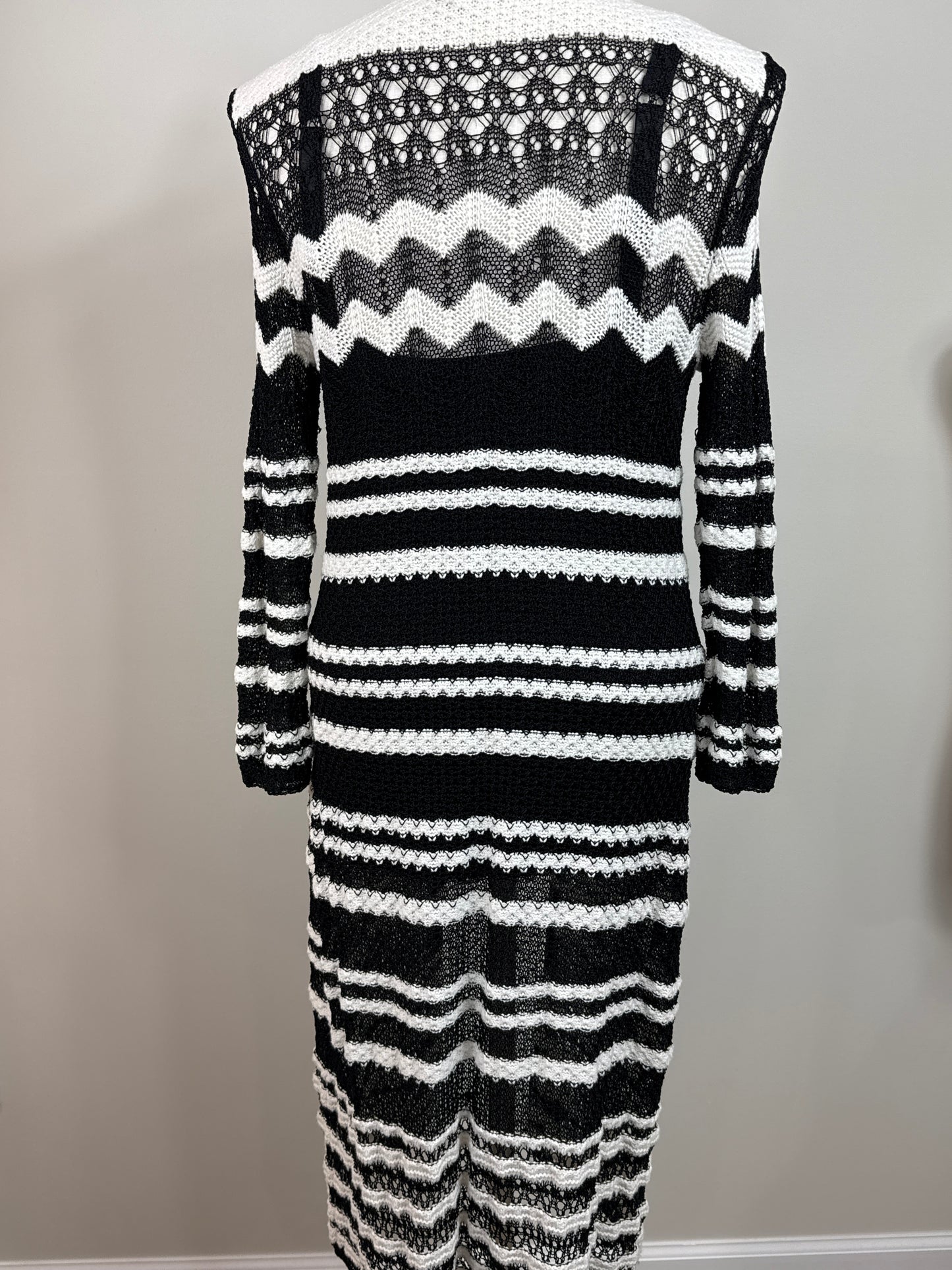 Size 2 Black & White Long Cardigan