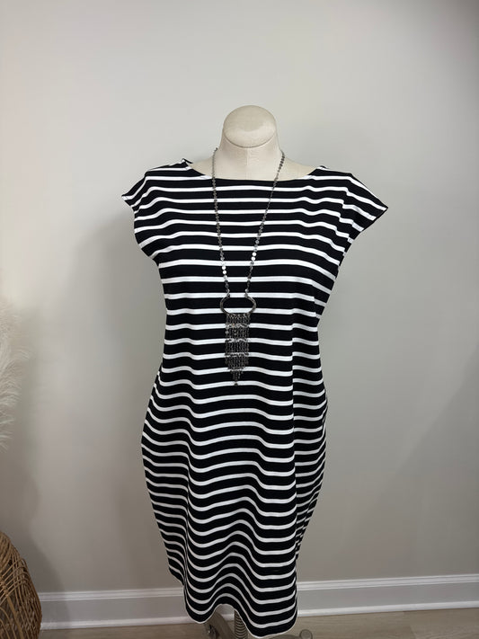 Size 3 Black & White Striped Sleeveless Dress