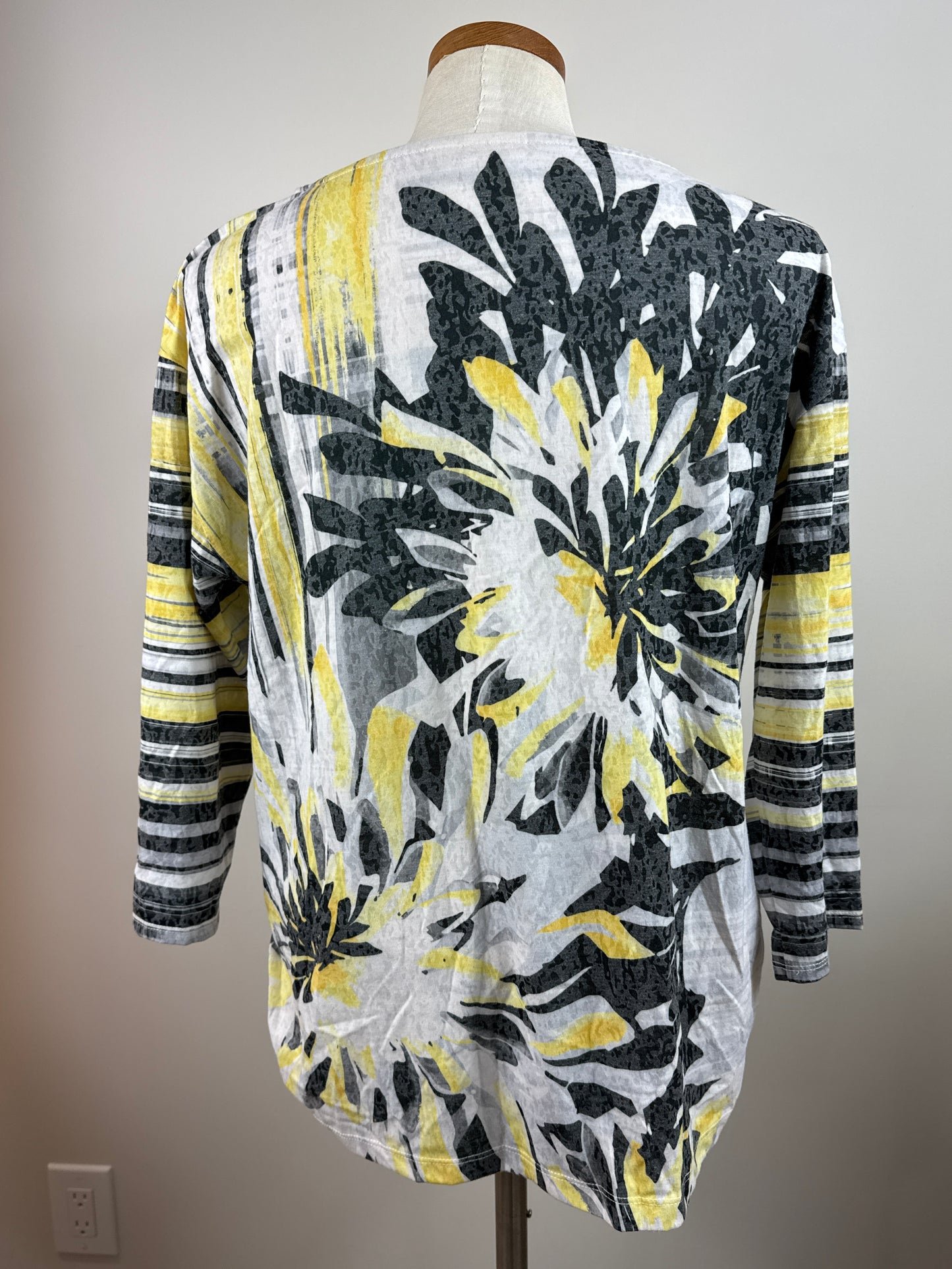 Size 2 Pullover Pint Top