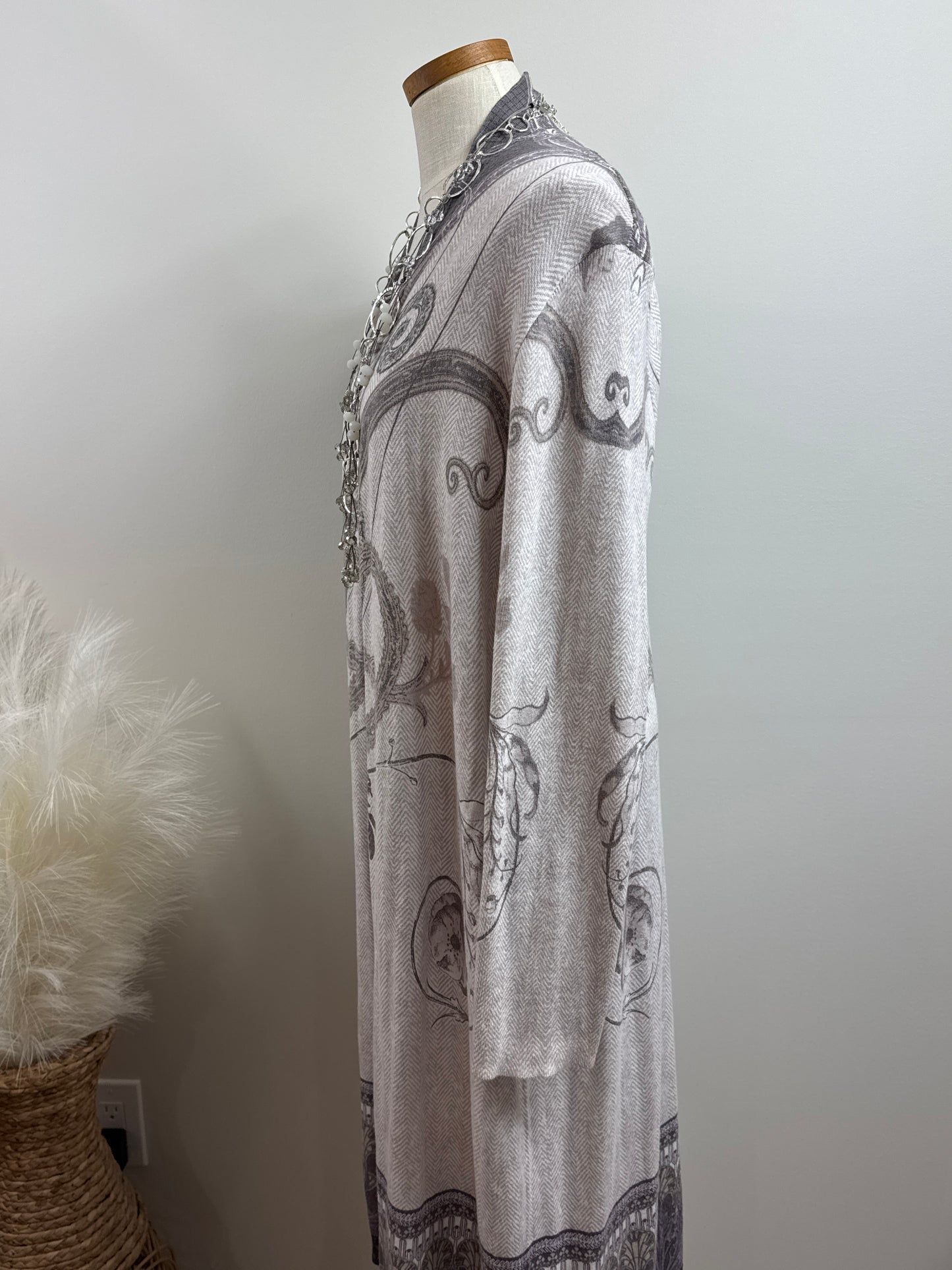 Size 2 Purple & White long cardigan sweater