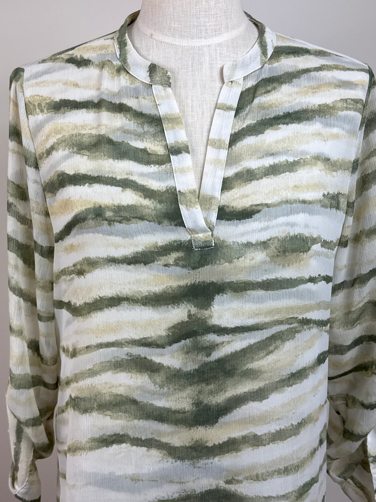 Size 1 pull over Kaftan