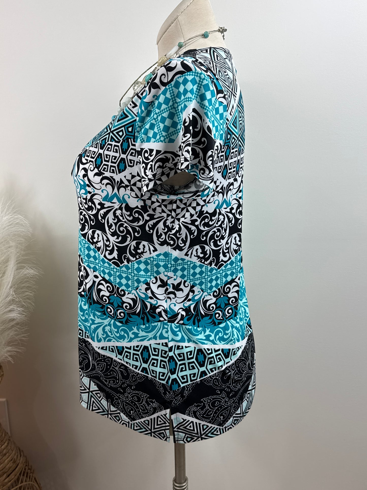 Size 1 Easywear Pull-over Short Sleeve Top