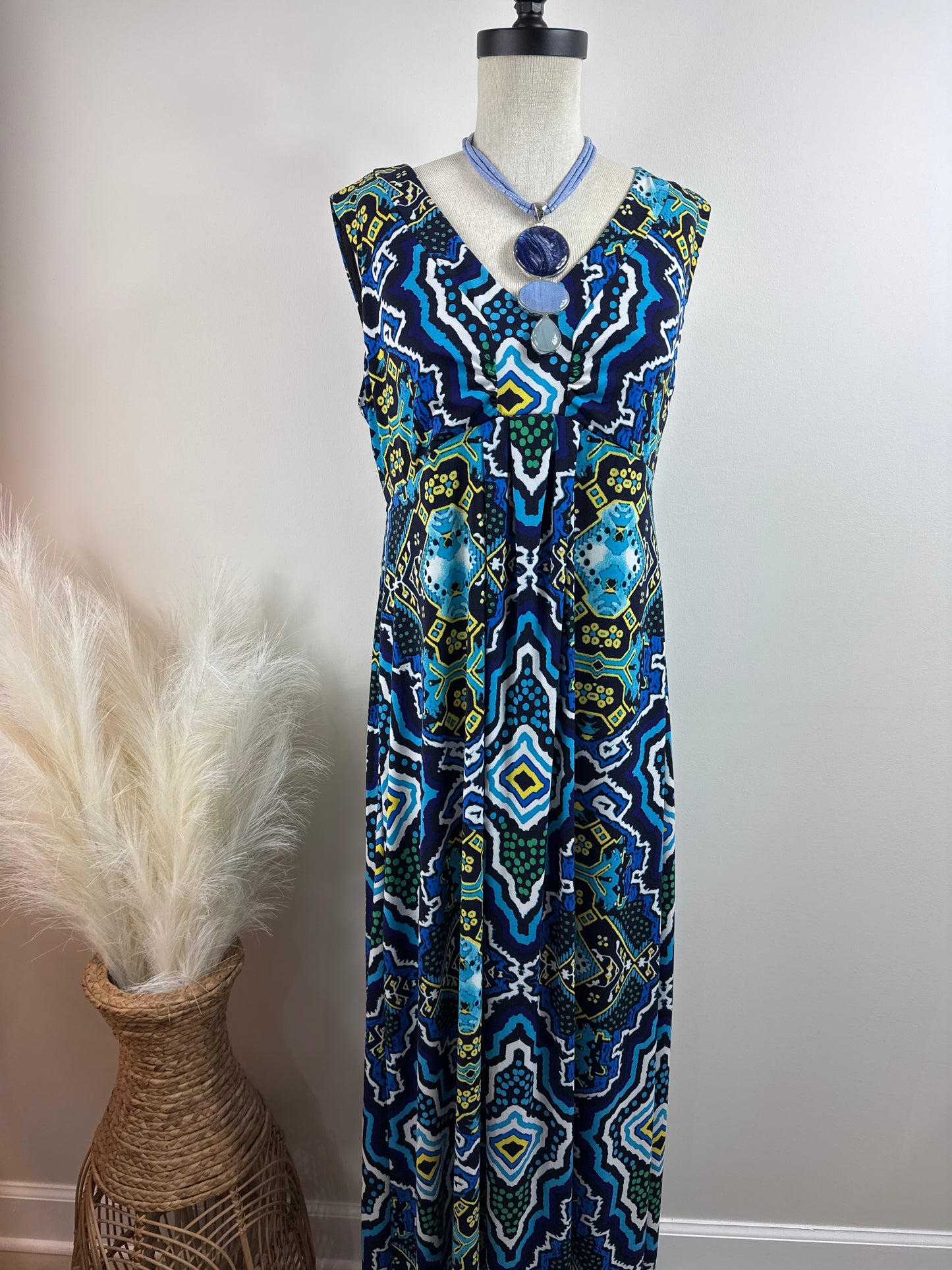 Size 1 Sleeveless Dress