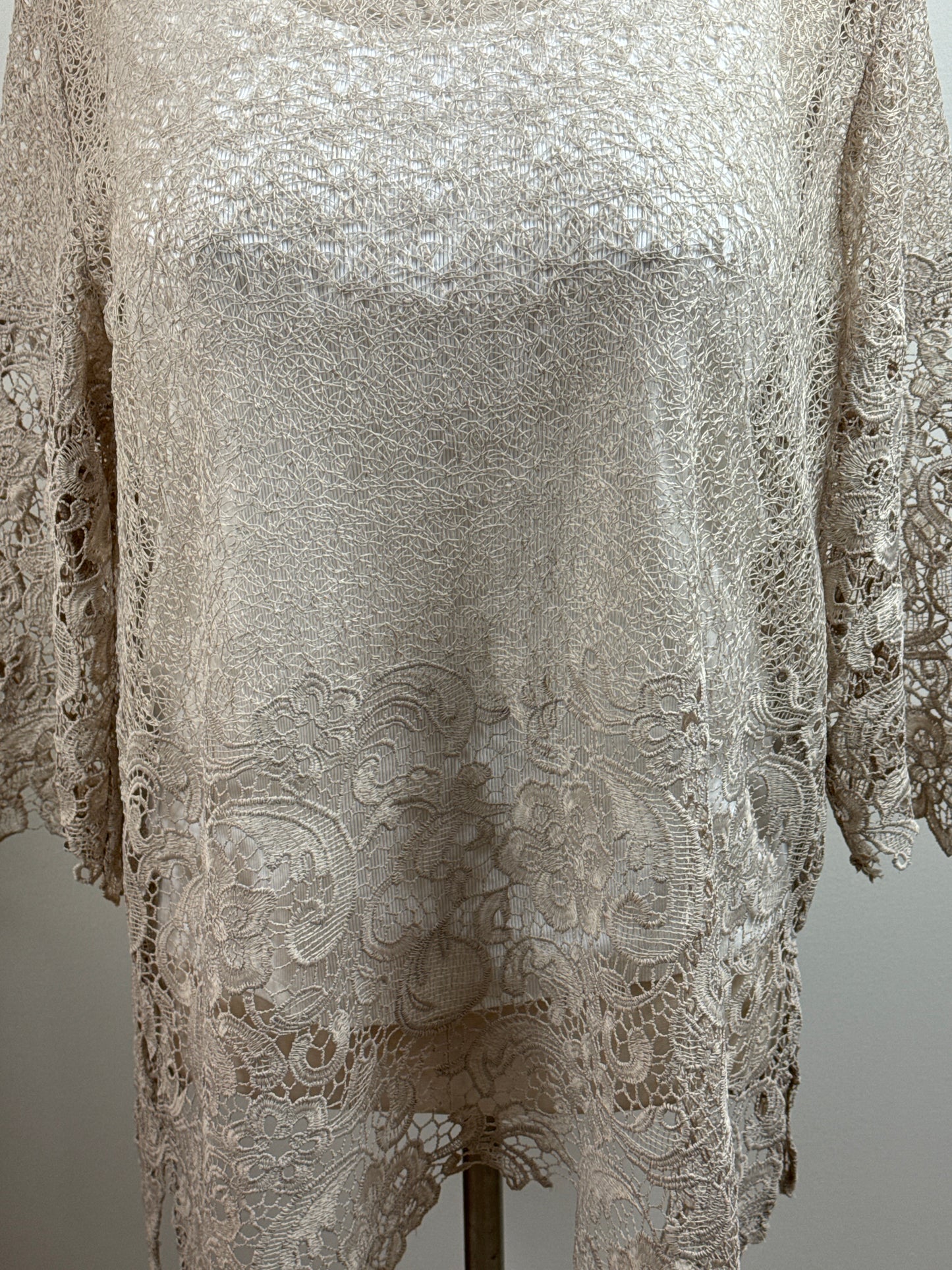 Size 3 NWTs Lace Tunic 3/4 Sleeves
