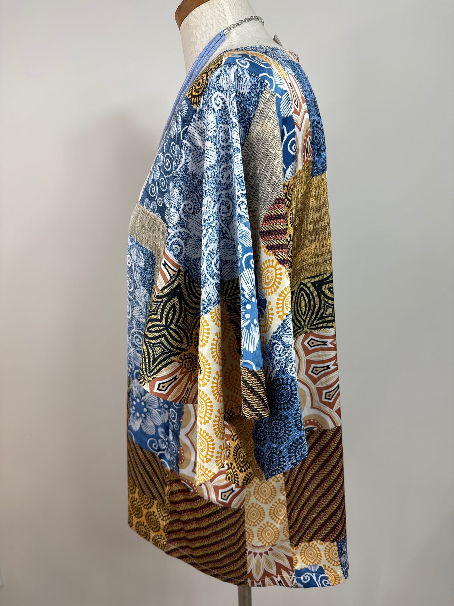 Size 2 Blue Multi Color Blouse flowing sleeves
