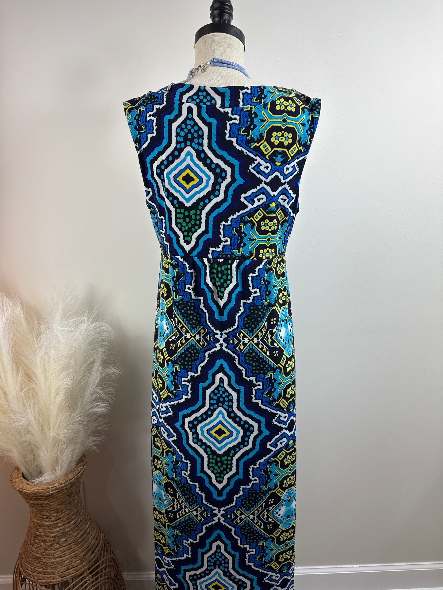 Size 1 Sleeveless Dress