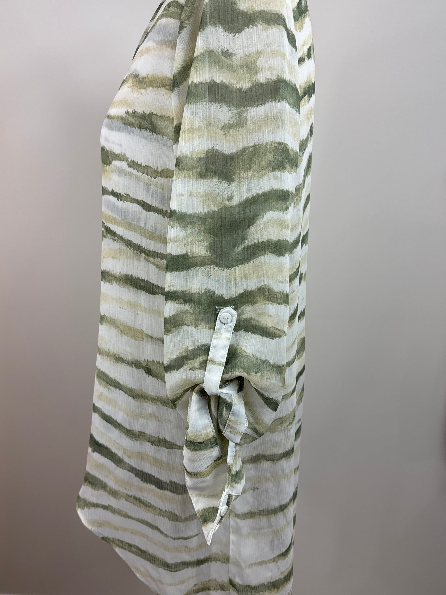 Size 1 pull over Kaftan